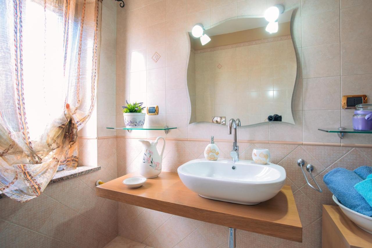 Le Due F Apartment Portoscuso Luaran gambar